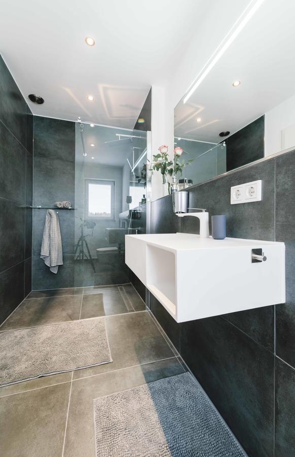 Unique Inn Schongeising Екстер'єр фото